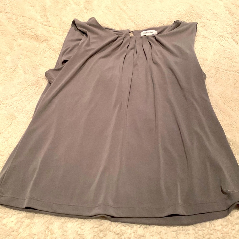 Sleeveless tank